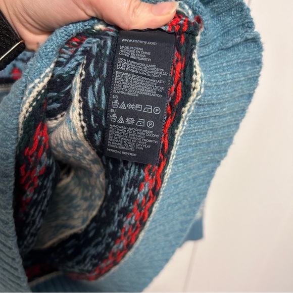 Tommy Hilfiger Lambswool Sweater Medium Nordic Fair Isle Thick Knit - Picture 6 of 8